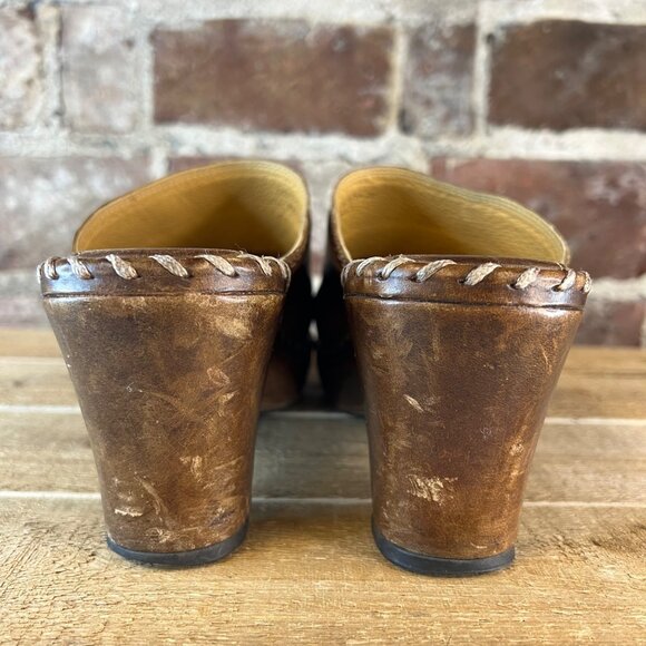 Frye Charlotte Women's Brown Leather Slip on Heeled Mules Clogs Size 8.5 - Picture 6 of 12